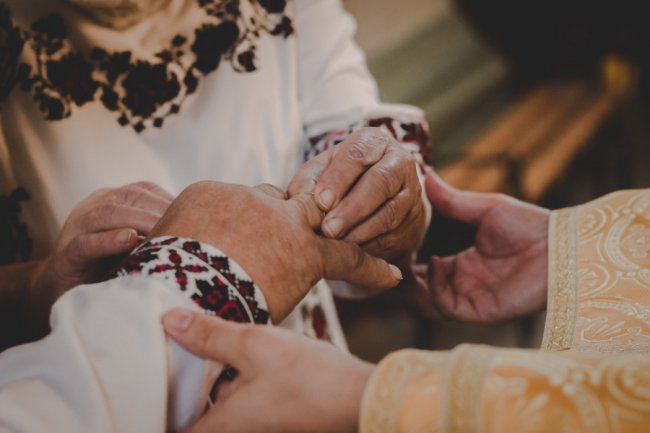 На Волині подружжя обвінчалося після 40-ка років спільного життя. ФОТО