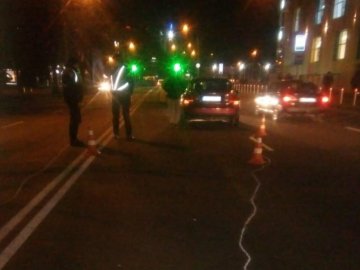 Жінка, яку збили у Луцьку поза «зеброю», – у реанімації