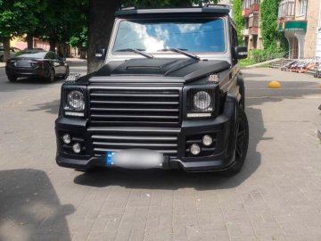 Поспішав у банк: у Луцьку водій «кубика» неправильно припаркував авто та отримав штраф