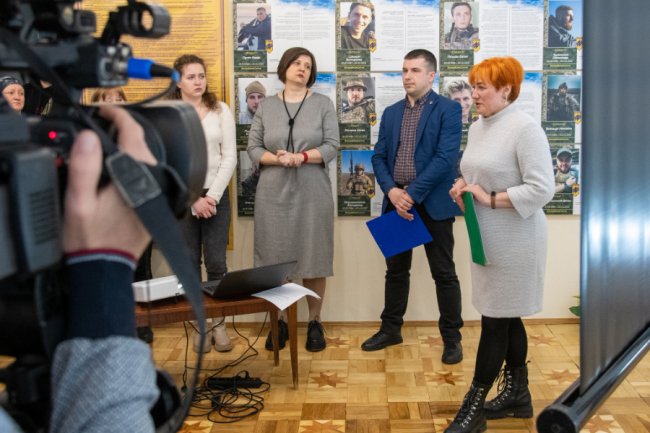 У Луцьку відкрили виставку, присвячену легендарному «Азову»