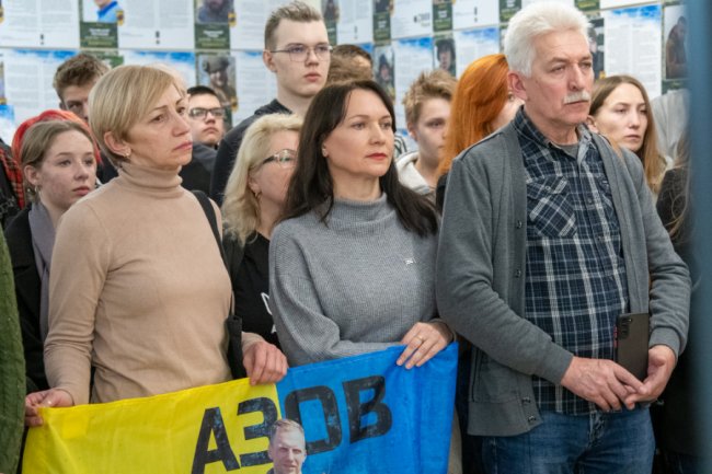 У Луцьку відкрили виставку, присвячену легендарному «Азову»