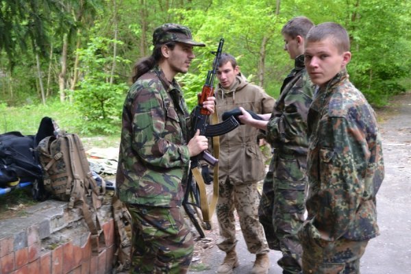 Не наша війна, - страйкбол під Луцьком. ФОТО
