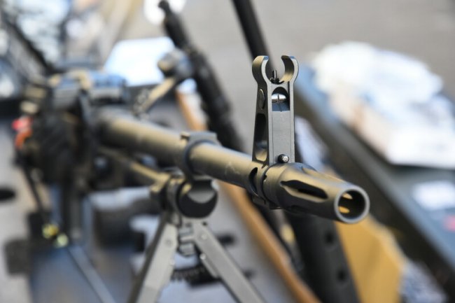 Луцька громада передала військовим автівки