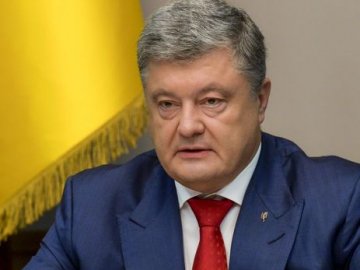 Порошенко привітав українців із 100-річчям Листопадового чину