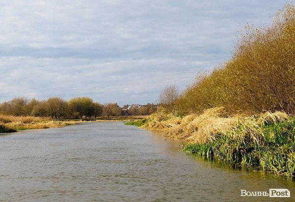 Водна експедиція: як виглядає Луцьк зі Стиру. ФОТО