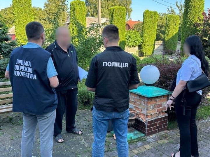 Підозри за службові злочини вручили посадовцю Луцької міськради, голові сільради та трьом керівникам підприємств