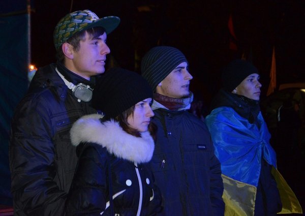 Вечірній Євромайдан у Луцьку. ФОТО. ВІДЕО