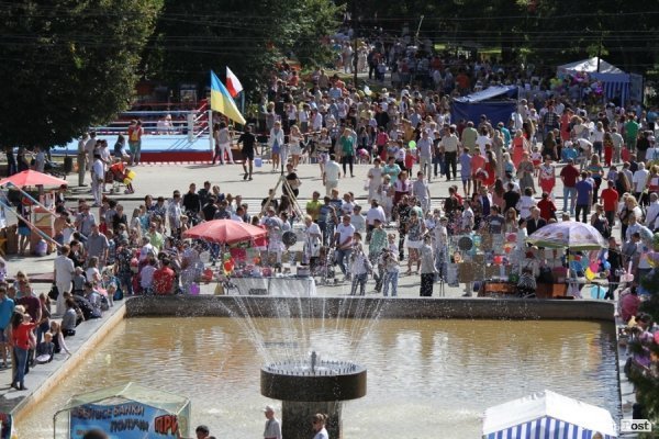 День міста: лучани  на природі. ФОТО