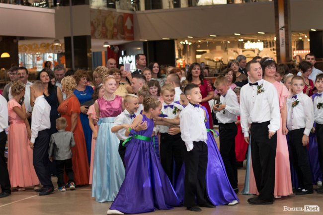 Свято з душею: у Луцьку відбувся «Осінній бал». ФОТО
