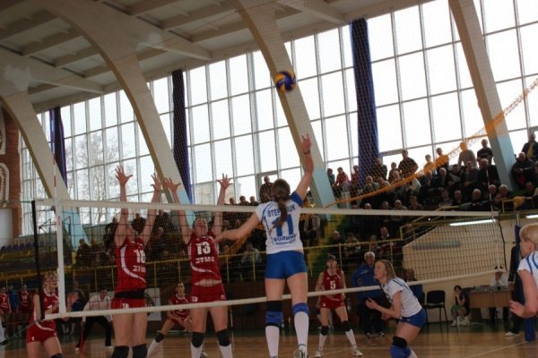Волейбольний «Фінал чотирьох»: лучанки обіграли запоріжанок. ФОТО