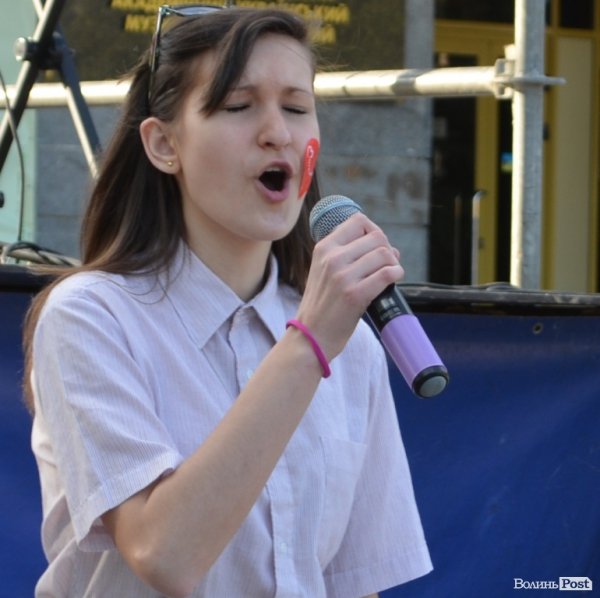 Як у Луцьку збирали гроші на благодійність. ФОТО