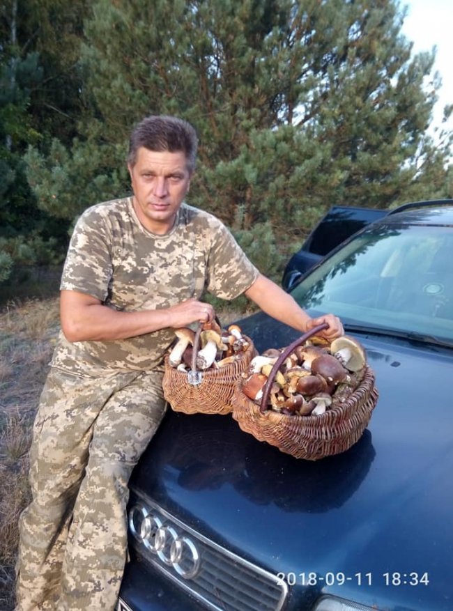 Волинянин похвалився повними кошиками грибів. ФОТО