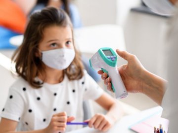 Після перших тижнів навчання в Україні на самоізоляції перебувають понад сто класів