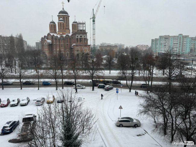 У Луцьку - аварія на проспекті Соборності: зіткнулися дві автівки