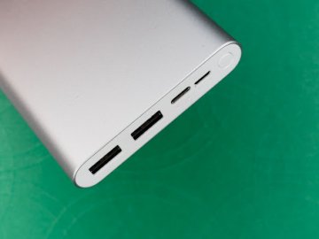 Чи можна зарядити ноутбук від Power Bank: головні характеристики пристроїв*
