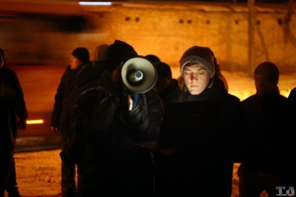 Ніч на Лідавській: як стерегли луцьких ВВшинків. ФОТО