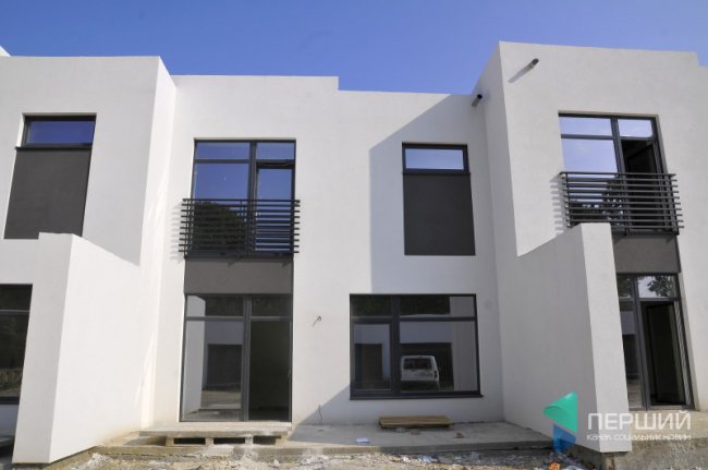 Поблизу Луцька будують незвичайне котеджне містечко. ФОТО*