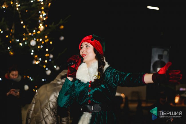 У «Супернову» завітав святий Миколай. ФОТО*