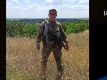 На Волині навколішки зустріли Героя Сергія Багнюка