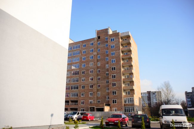 Яскравий простір посеред сірого міста: як у Луцьку будують ЖК «Caramel Residence». ФОТО*