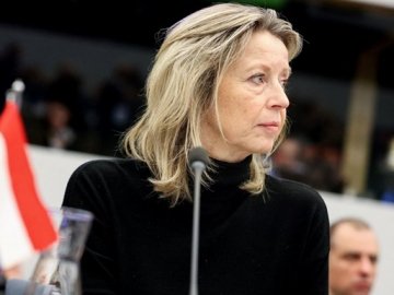 Нідерланди виділять 350 млн євро на боєприпаси та безпілотники для України