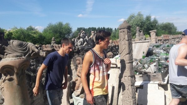 У луцькому «Будинку з химерами» знімають музичний кліп. ФОТО. ВІДЕО