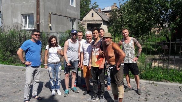 У луцькому «Будинку з химерами» знімають музичний кліп. ФОТО. ВІДЕО