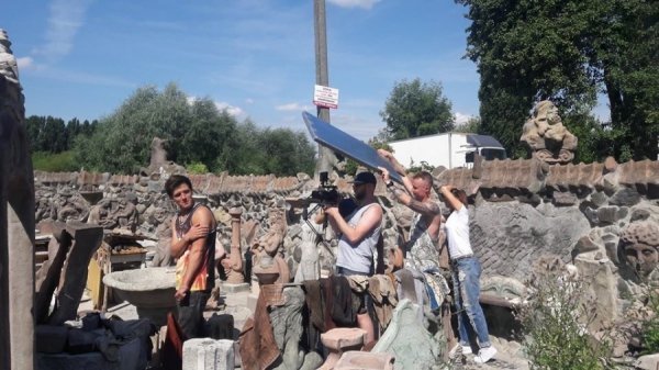 У луцькому «Будинку з химерами» знімають музичний кліп. ФОТО. ВІДЕО