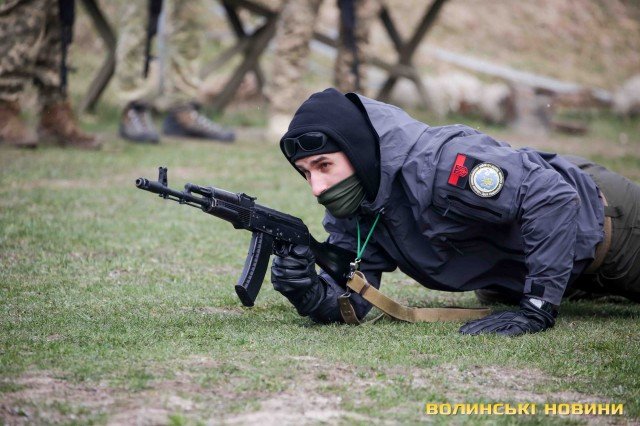 У Луцьку фінські інструктори навчають нацгвардійців, прикордонників та курсантів. ФОТО