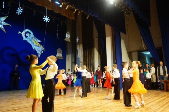 У Луцьку зібрали 6 тисяч гривень на операцію для хлопчика без ока