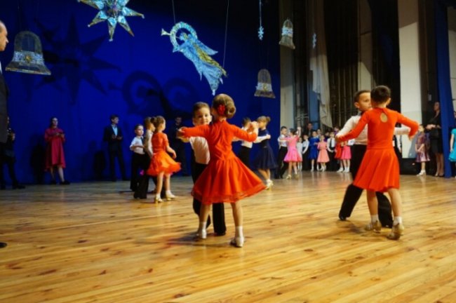 У Луцьку зібрали 6 тисяч гривень на операцію для хлопчика без ока