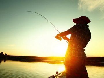 У волинському селищі влаштували змагання рибалок