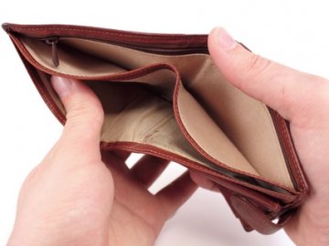 Волинянам почали боргувати більше зарплати