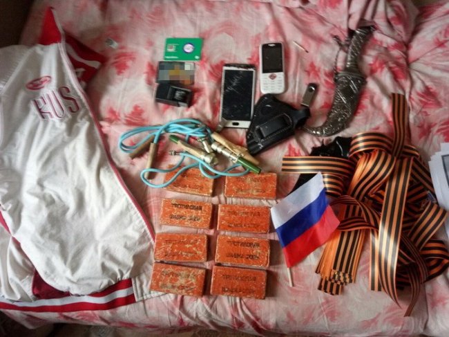 Правоохоронці викрили банду, яка здійснювала вандалізм на Волині