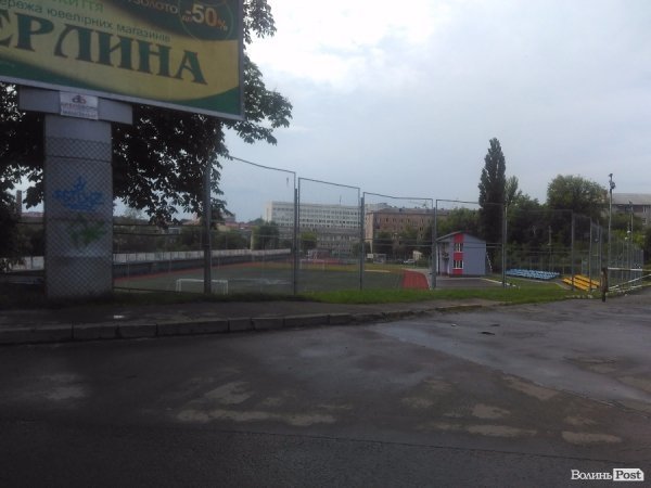 Сьогодні дощовий Луцьк. ФОТОРЕПОРТАЖ