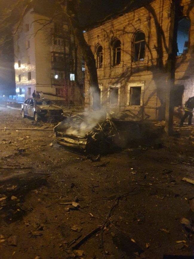 Росія вдарила по Сумах «шахедами»: є загиблі та поранені