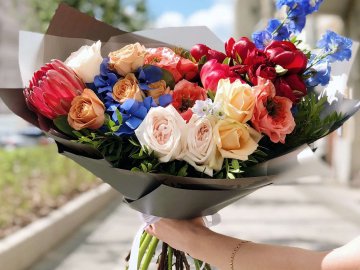 Як купити квіти онлайн у Луцьку та Волинській області*
