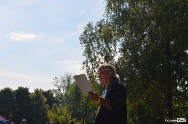 У Луцьку Василь Шкляр розповів, що пише книжку про полк  АЗОВ. ФОТО