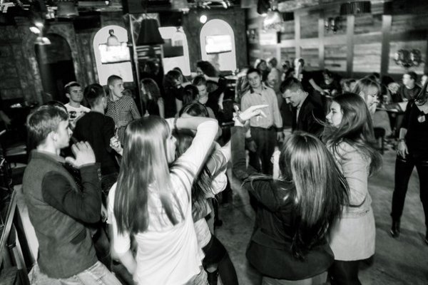 «День бармена» в луцькому клубі. ФОТО