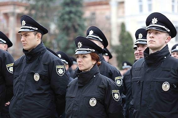 Патрульна поліція запрацювала у Тернополі. ФОТО