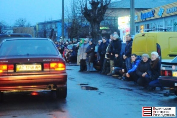 Волиняни зустріли тіло загиблого в АТО героя  Ігоря Скіри. ФОТО