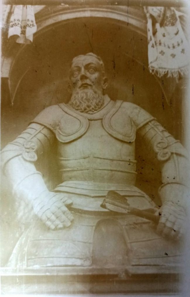 У храмі на Волині знищили іконостас, бо не відповідав канонам російської церкви. ФОТО