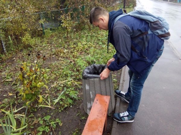 Новини з минулого. Диспетчери, протести та смітники 