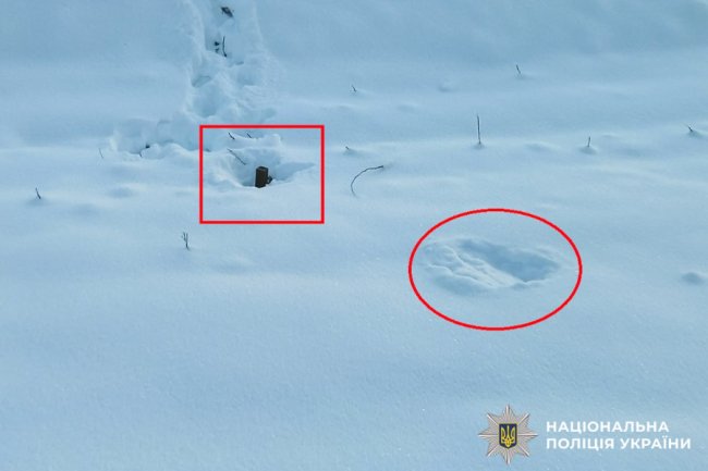 На Рівненщині поблизу колій знайшли скинуті російськими дронами міни