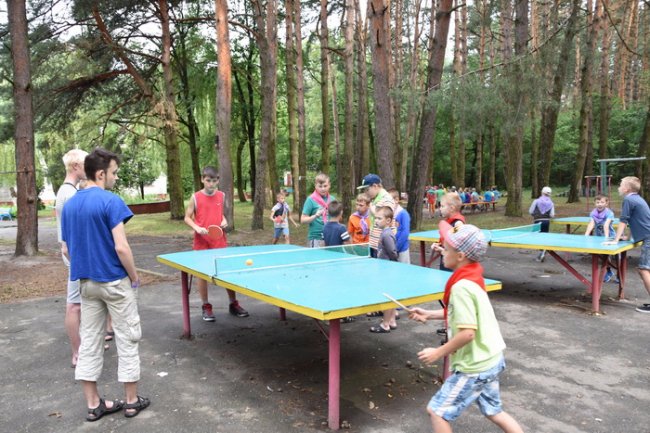 Луцьким дітям влаштували безкоштовний відпочинок у таборі