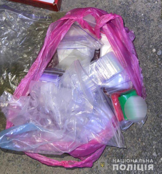 Робили закладки та повідомляли про них через телеграм: на Волині виявили наркоторговців