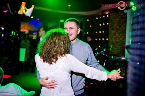 У Луцьку відкрили караоке-ресторан. ФОТО. ВІДЕО