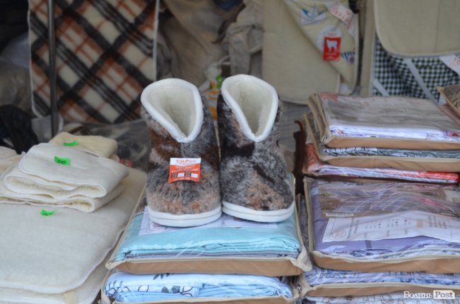 Місце для вигідного шопінгу: у Луцьку відкрився Харківський ярмарок*