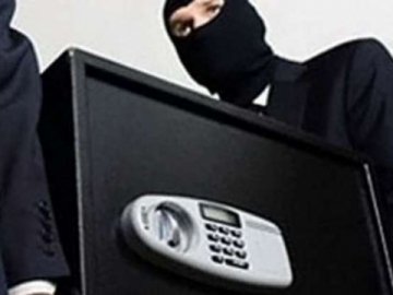 У Ковелі з приватної фірми вкрали сейф з великою сумою грошей