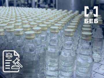 Підпільні сигарети і спиртне довели волинянина до криміналу